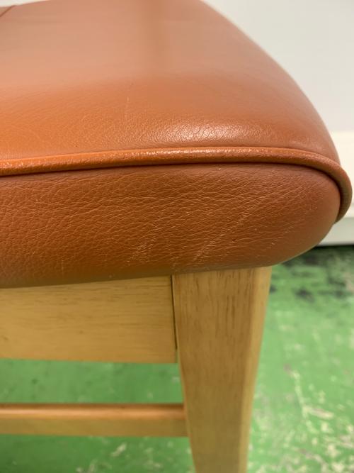 karimoku (カリモク)DIRETTORE ダイニングチェアー オレンジ×ナチュラル