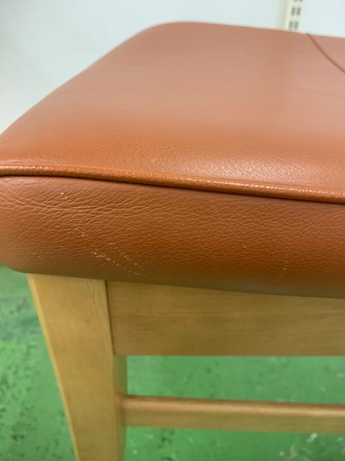 karimoku (カリモク)DIRETTORE ダイニングチェアー オレンジ×ナチュラル