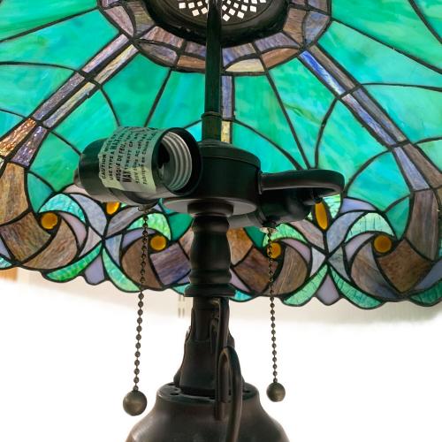 ステンドグラスランプ