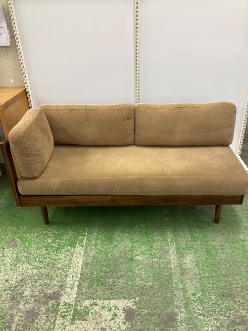 UNICO (ウニコ) 2人掛けソファー  ベージュ×ブラウン SWELLA　角ダメージ有