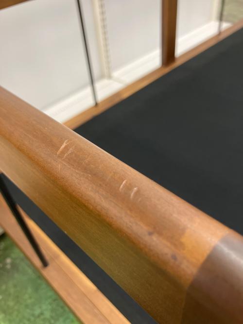 UNICO (ウニコ) 2人掛けソファー  ベージュ×ブラウン SWELLA　角ダメージ有