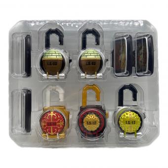 BANDAI (バンダイ) 仮面ライダー鎧武 COMPLETE SELECTION MODIFICATION LOCKSEED CHARMANT SET