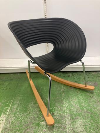 Vitra (ヴィトラ) Tom Rockロッキングチェアー 44000400 ブラック×ナチュラル ブラック×ナチュラル 44000400 Tom Rock
