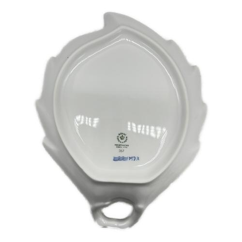 ROYAL COPENHAGEN (ロイヤル・コペンハーゲン) リーフディッシュ