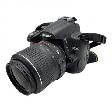 Nikon (ニコン) デジタル一眼レフカメラ D5300 18-55mm 1：3.5-5.6
