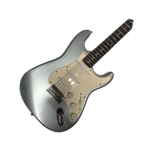 Squier by FENDER (スクワイア) Affinity Stratocaster Ice Blue Metaric