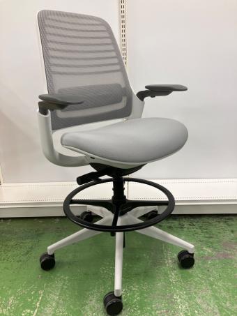 Steelcase (スチールケース) スツールチェア 5310018230 グレー×ホワイト