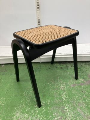 秋田木工 (アキタモッコウ) スツール 202-R 352 カーキ×ブラック