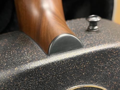 OVATION Super Adamas 1687-2