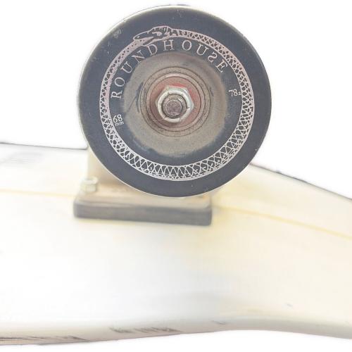 TRITON スケートボード