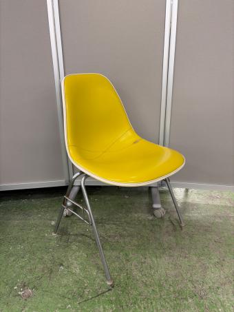Herman Miller (ハーマンミラー) サイドシェルチェア 座面破れ有り イエロー×ホワイト