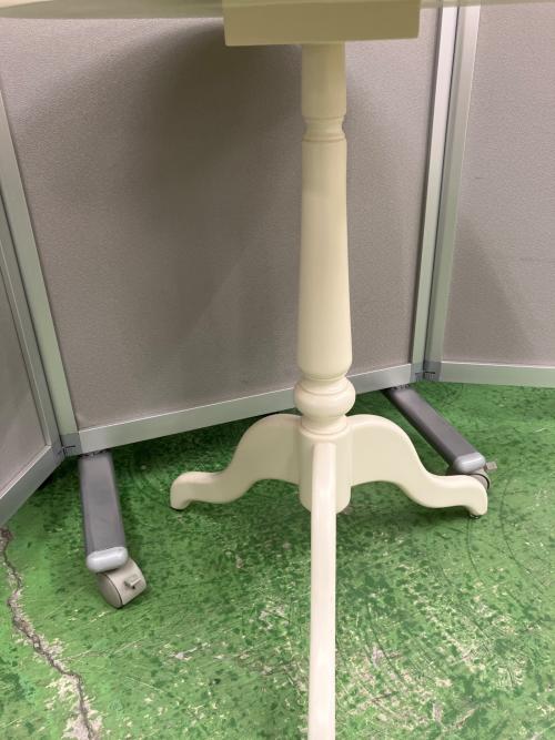 LAURA ASHLEY (ローラ アシュレイ) サイドテーブル  アイボリー