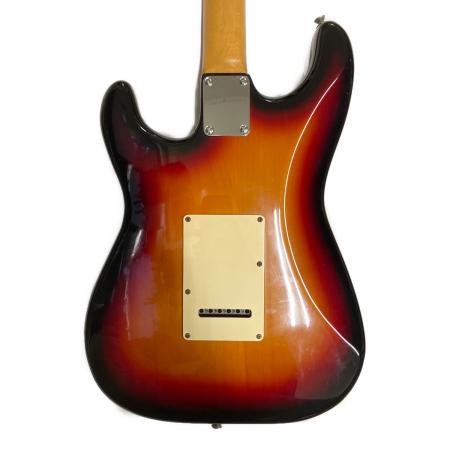 Squier by FENDER (スクワイヤー バイ フェンダー) ストラトキャスター