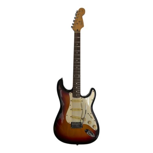 Squier by FENDER (スクワイヤー バイ フェンダー) ストラトキャスター