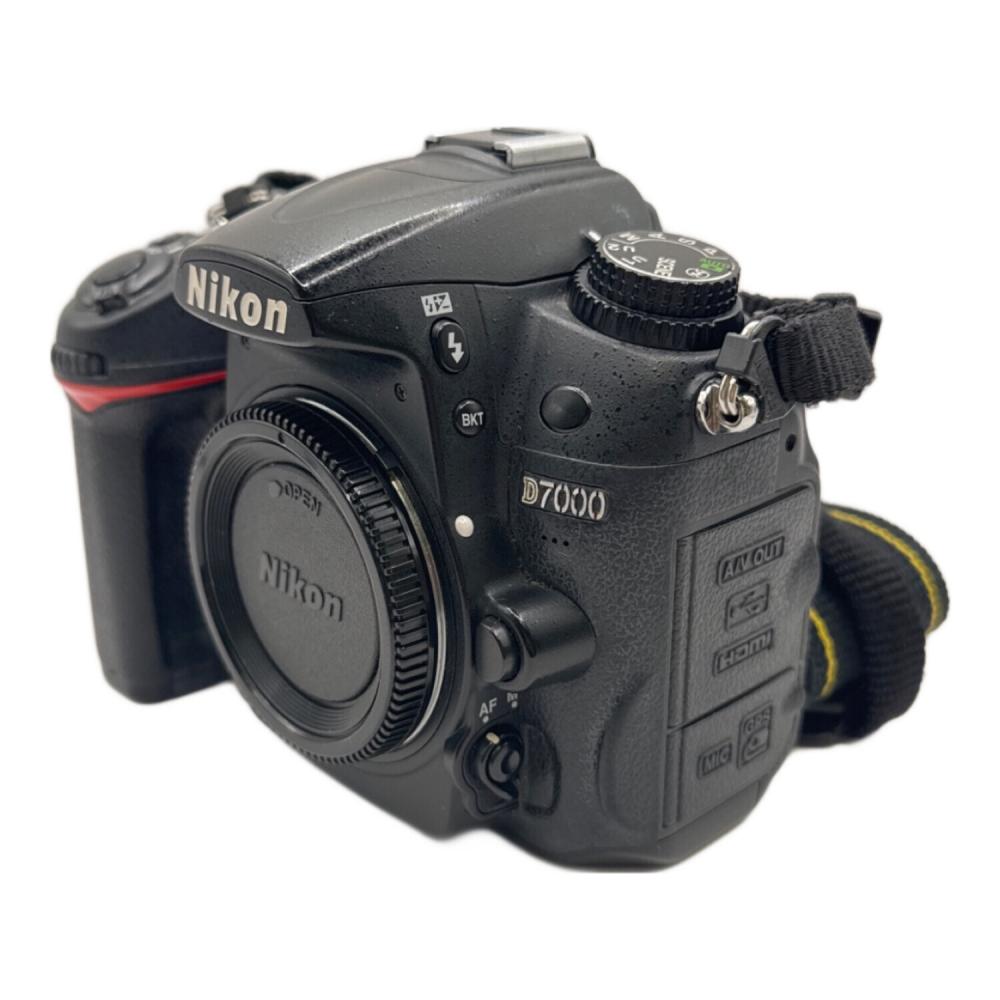 Nikon D7000 キット 18-105VR D7000 デジタル一眼レフカメラ Nikon 動作品 44650枚 動作品 28-200mm 元箱付 デジタルカメラ