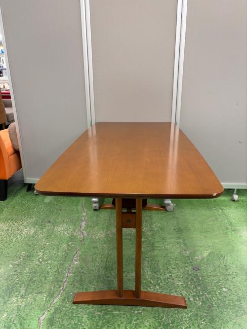 カリモク60+ (カリモクロクマルプラス) ダイニングテーブル ブラウン カフェテーブル