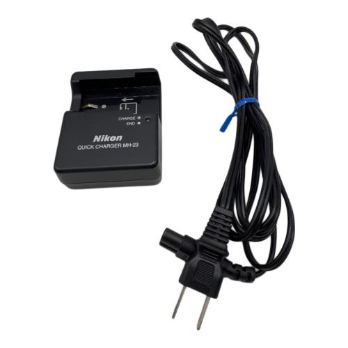 Nikon (ニコン) デジタル一眼レフカメラ D60