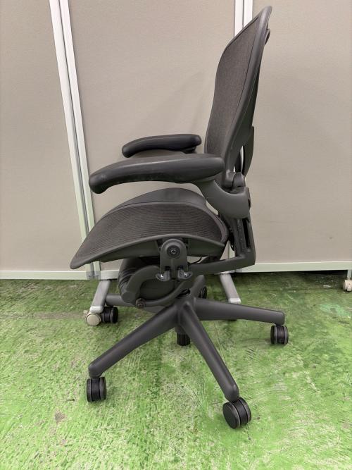 Herman Miller (ハーマンミラー) ワークチェアー AE113AWB-0001 PJG1BBBK3D01 ブラック アーロンチェア