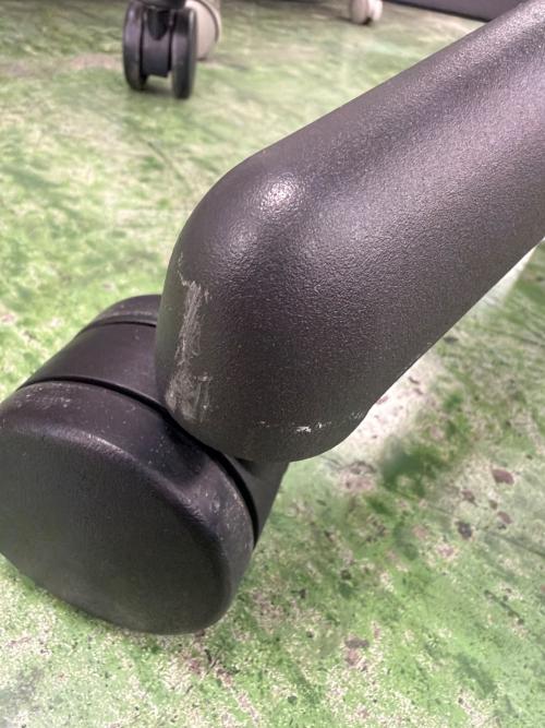 Herman Miller (ハーマンミラー) ワークチェアー AE113AWB-0001 PJG1BBBK3D01 ブラック アーロンチェア