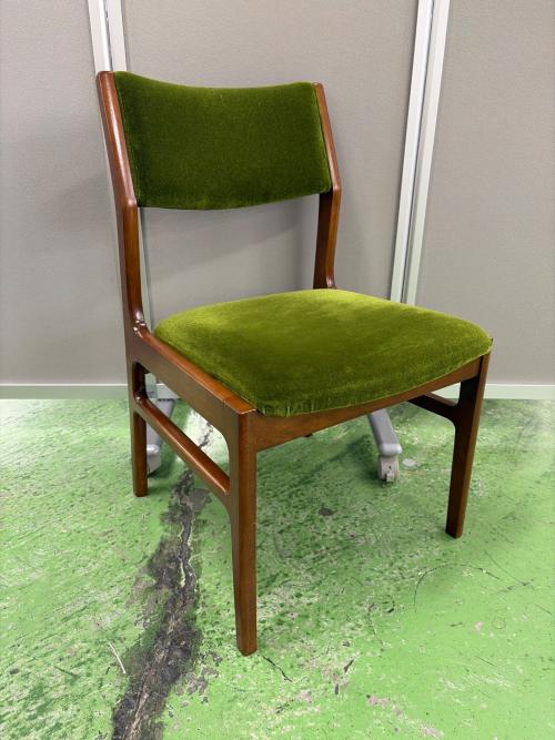 カリモク60+ (カリモクロクマルプラス) ダイニングチェアー C36105QW  モケットグリーン