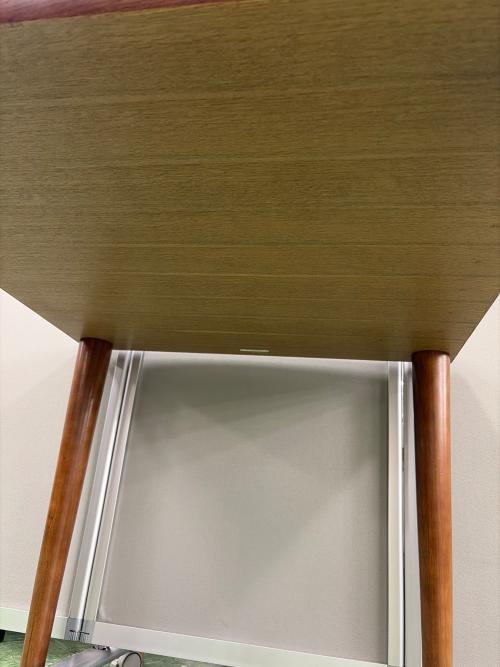 カリモク60+ (カリモクロクマルプラス) ダイニングテーブル ブラウン