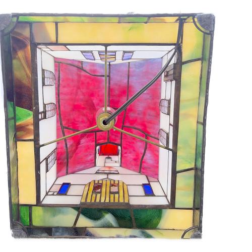 ステンドガラスの家