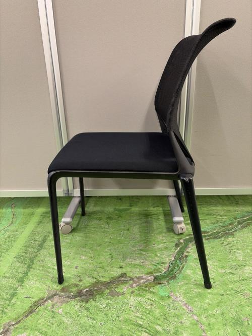 Vitra (ヴィトラ) カンファレンスチェア ブラック メダスリム