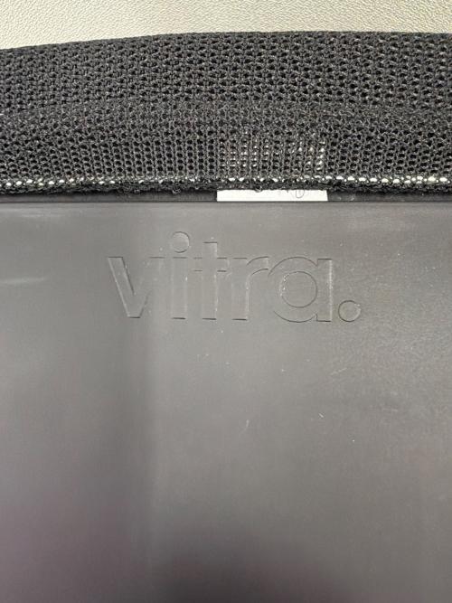 Vitra (ヴィトラ) カンファレンスチェア ブラック メダスリム