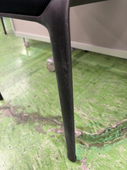 Vitra (ヴィトラ) カンファレンスチェア ブラック メダスリム