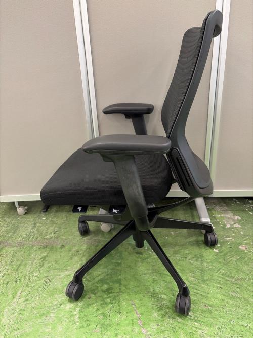 オカムラ オフィスチェア JOTFA308 ブラック