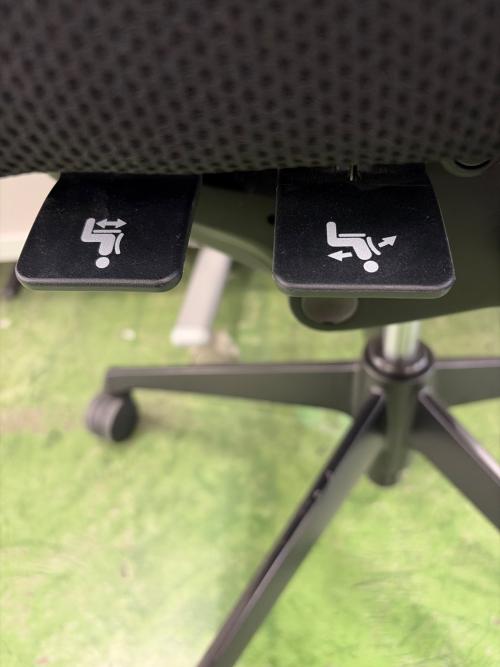 オカムラ オフィスチェア JOTFA308 ブラック