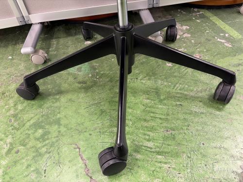 オカムラ オフィスチェア JOTFA308 ブラック