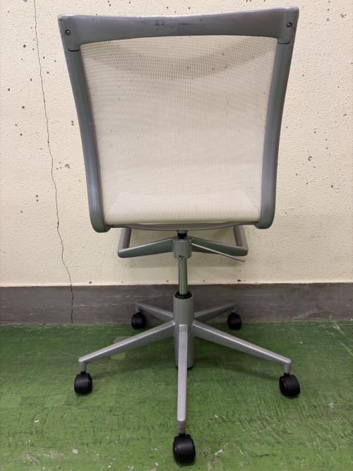 ALIAS (エイリアス) オフィスチェア キャスター劣化有 Cassina IXC.取り扱い ホワイト ローリングフレーム