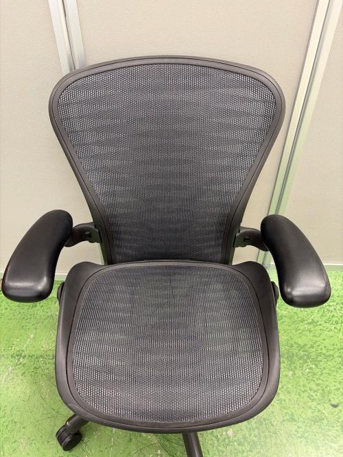 Herman Miller (ハーマンミラー) アーロンチェア クラシック Bサイズ　グラファイトベース ポスチャーフィットフル装備 AE113AWBPJG1BBBK4M02