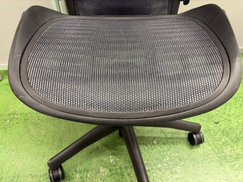 Herman Miller (ハーマンミラー) アーロンチェア クラシック Bサイズ　グラファイトベース ポスチャーフィットフル装備 AE113AWBPJG1BBBK4M02