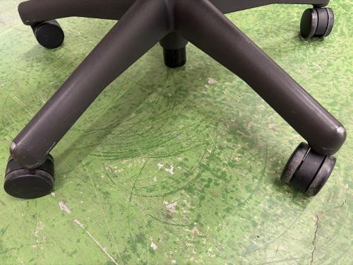 Herman Miller (ハーマンミラー) アーロンチェア クラシック Bサイズ　グラファイトベース ポスチャーフィットフル装備 AE113AWBPJG1BBBK4M02