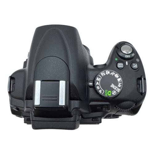 Nikon (ニコン) デジタル一眼カメラ D5000