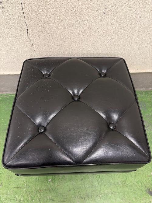 カリモク60 (カリモクロクマル) 2人掛けソファー W36173BB/X36206BB 幅:約133㎝ ブラック×ブラック Ｋチェア