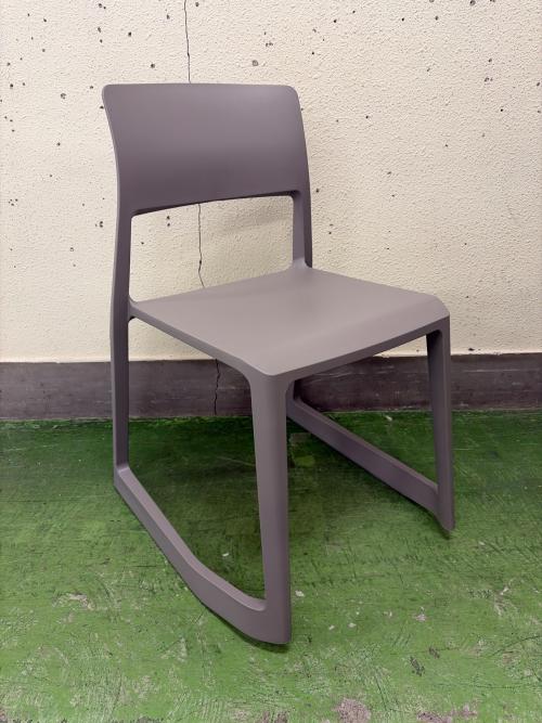 Vitra (ヴィトラ) ダイニングチェアー  グレー Tip Ton