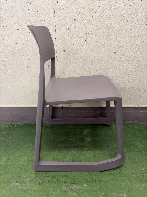 Vitra (ヴィトラ) ダイニングチェアー  グレー Tip Ton