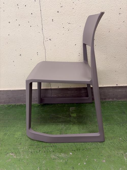 Vitra (ヴィトラ) ダイニングチェアー  グレー Tip Ton