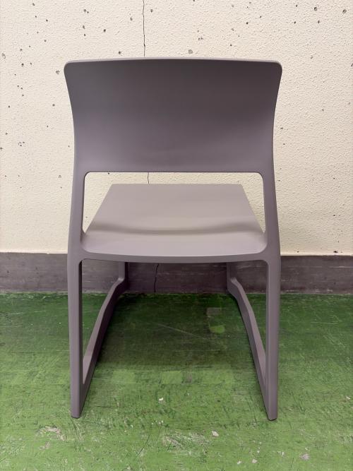 Vitra (ヴィトラ) ダイニングチェアー  グレー Tip Ton