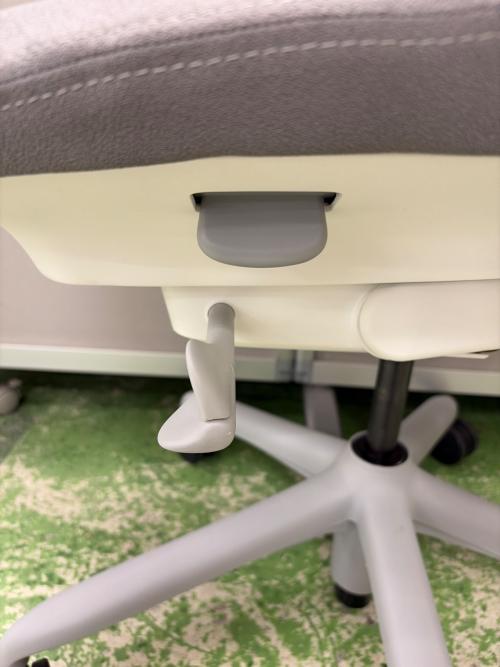 Herman Miller (ハーマンミラー) セイルチェア グレー×ホワイト