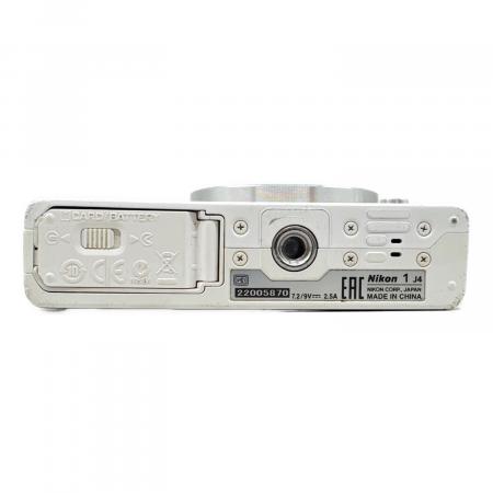 Nikon (ニコン) ミラーレス一眼カメラ J4｜トレファクONLINE