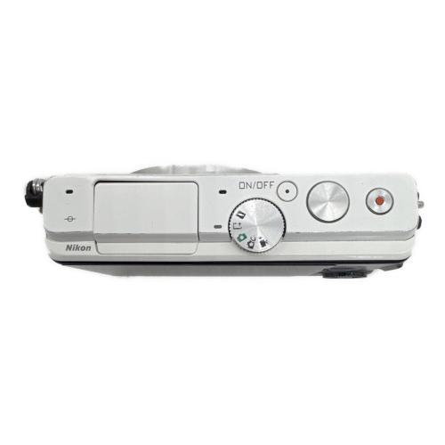 Nikon (ニコン) ミラーレス一眼カメラ J4