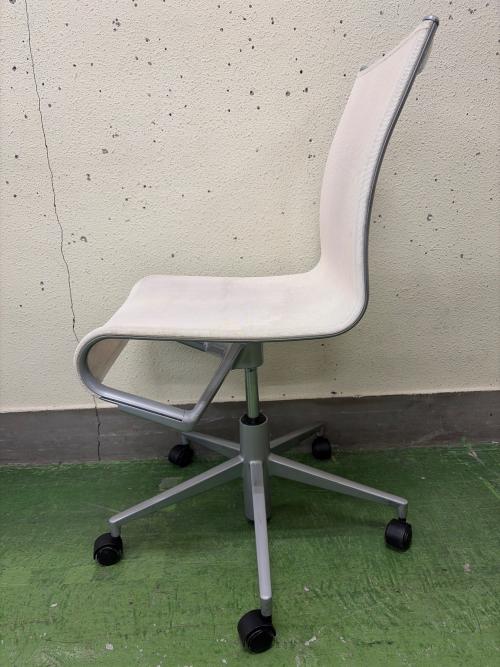 ALIAS (エイリアス) オフィスチェア キャスター劣化有 Cassina IXC.取り扱い ホワイト ローリングフレーム