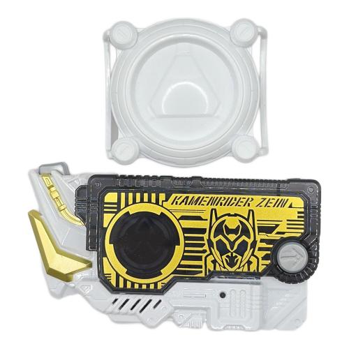 仮面ライダーアウトサイダーズ (カメンライダーアウトサイダーズ) 変身ベルト PREMIUM DX ゼインドライバー 仮面ライダー