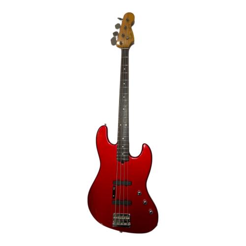 ネック:FENDER JAPAN (フェンダージャパン) ボディ:ノーブランド