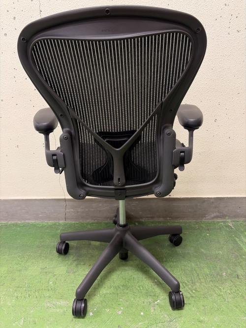 Herman Miller (ハーマンミラー)　アーロンチェア AE113AWB-0001 Bサイズポスチャーフィットフル装備 クラシックモデル ブラック