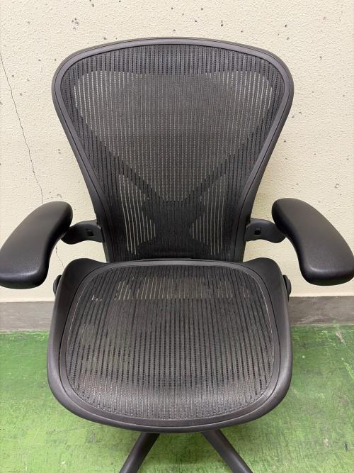 Herman Miller (ハーマンミラー)　アーロンチェア AE113AWB-0001 Bサイズポスチャーフィットフル装備 クラシックモデル ブラック